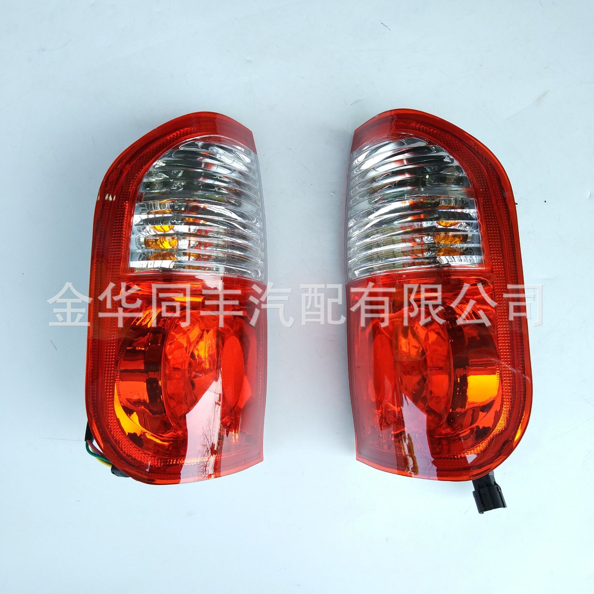 中兴威虎皮卡后灯 (3).jpg